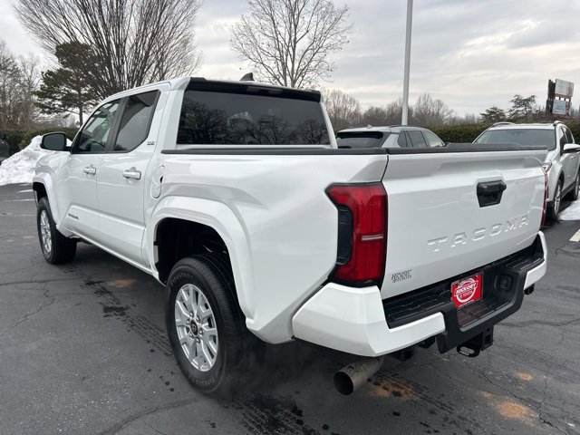 Used 2024 Toyota Tacoma SR5 image 8