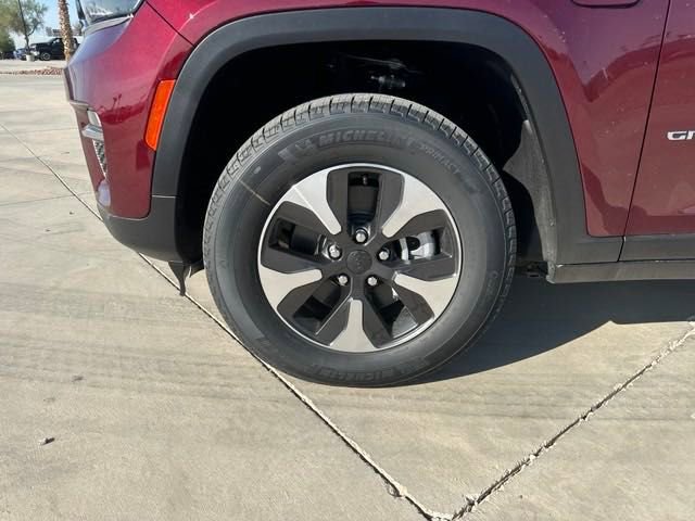 New 2024 Jeep Grand Cherokee Limited 4xe w/ Trailer Tow Package AWD/4WD image 9