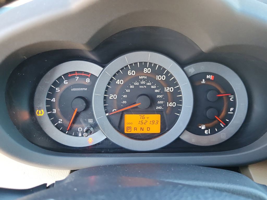 Used 2010 Toyota RAV4 Limited image 17