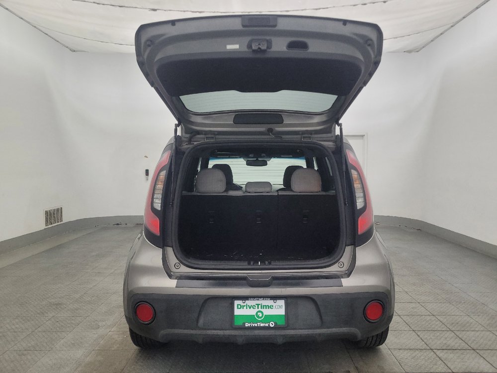 Used 2018 Kia Soul FWD image 29