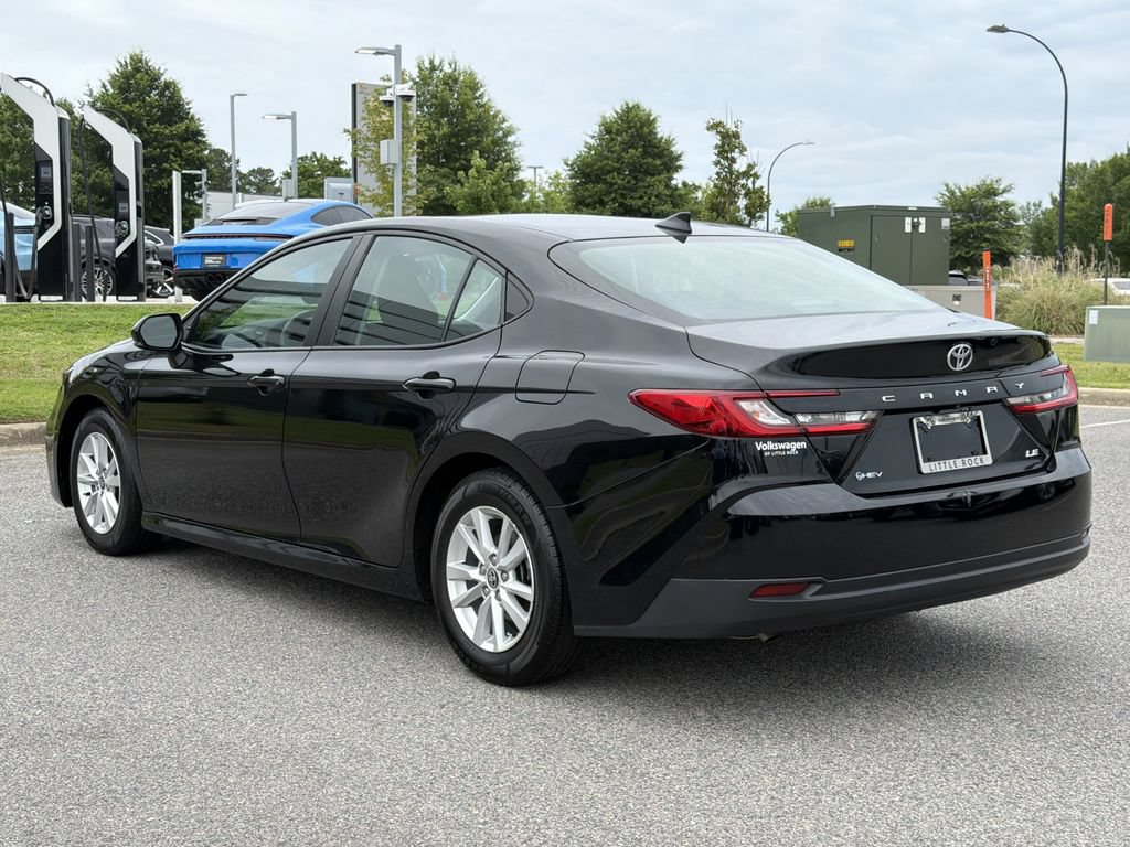 Used 2025 Toyota Camry LE FWD image 3