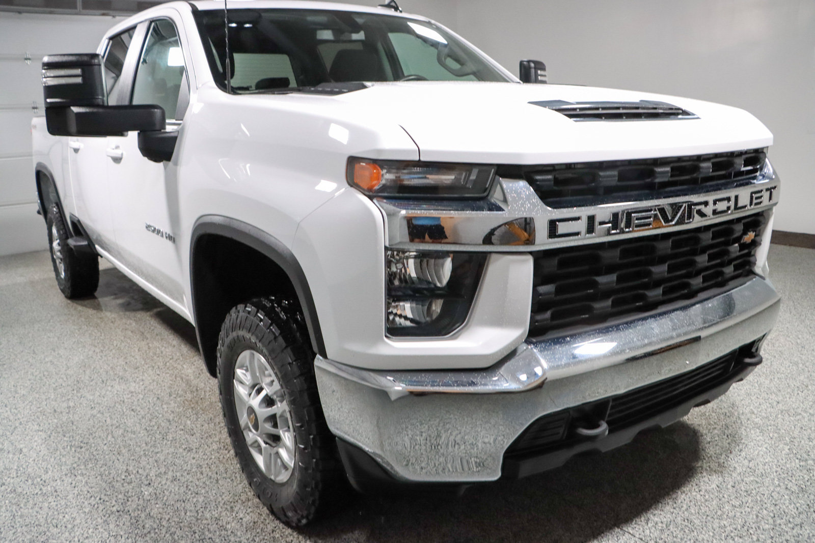 Used 2022 Chevrolet Silverado 2500 LT AWD/4WD image 5