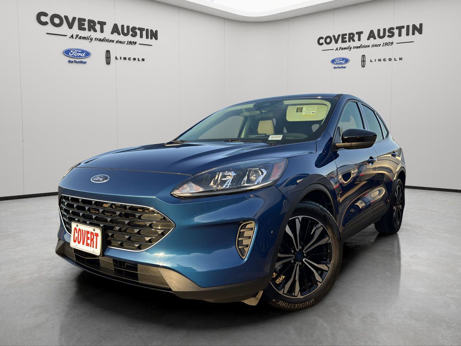 Certified 2022 Ford Escape SE w/ SE Sport Appearance Package