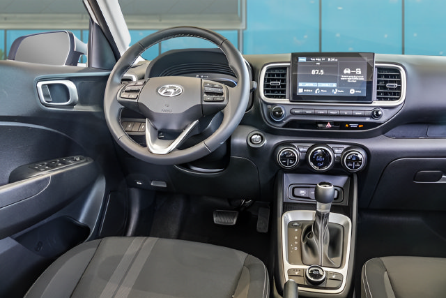 New 2026 Hyundai Venue SEL FWD image 15