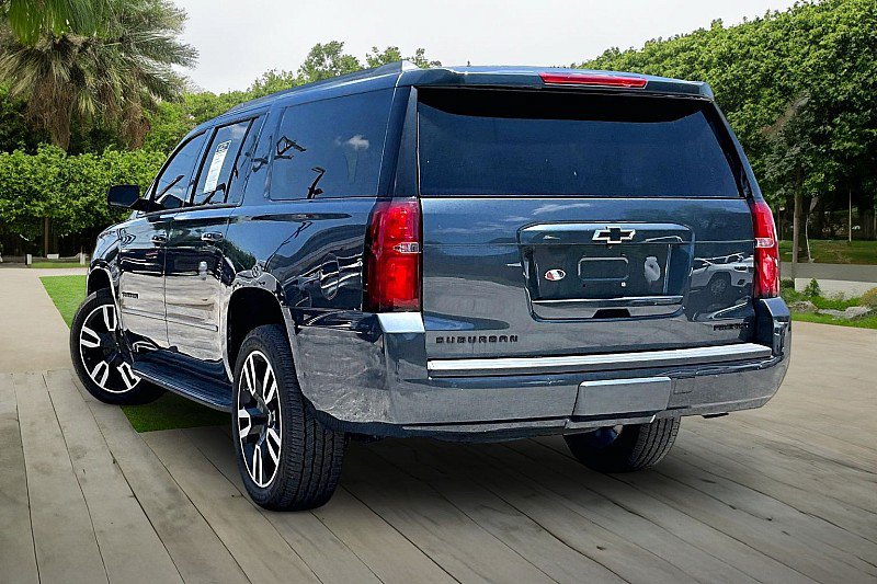 Used 2019 Chevrolet Suburban Premier w/ RST 6.2L Performance Edition RWD image 22