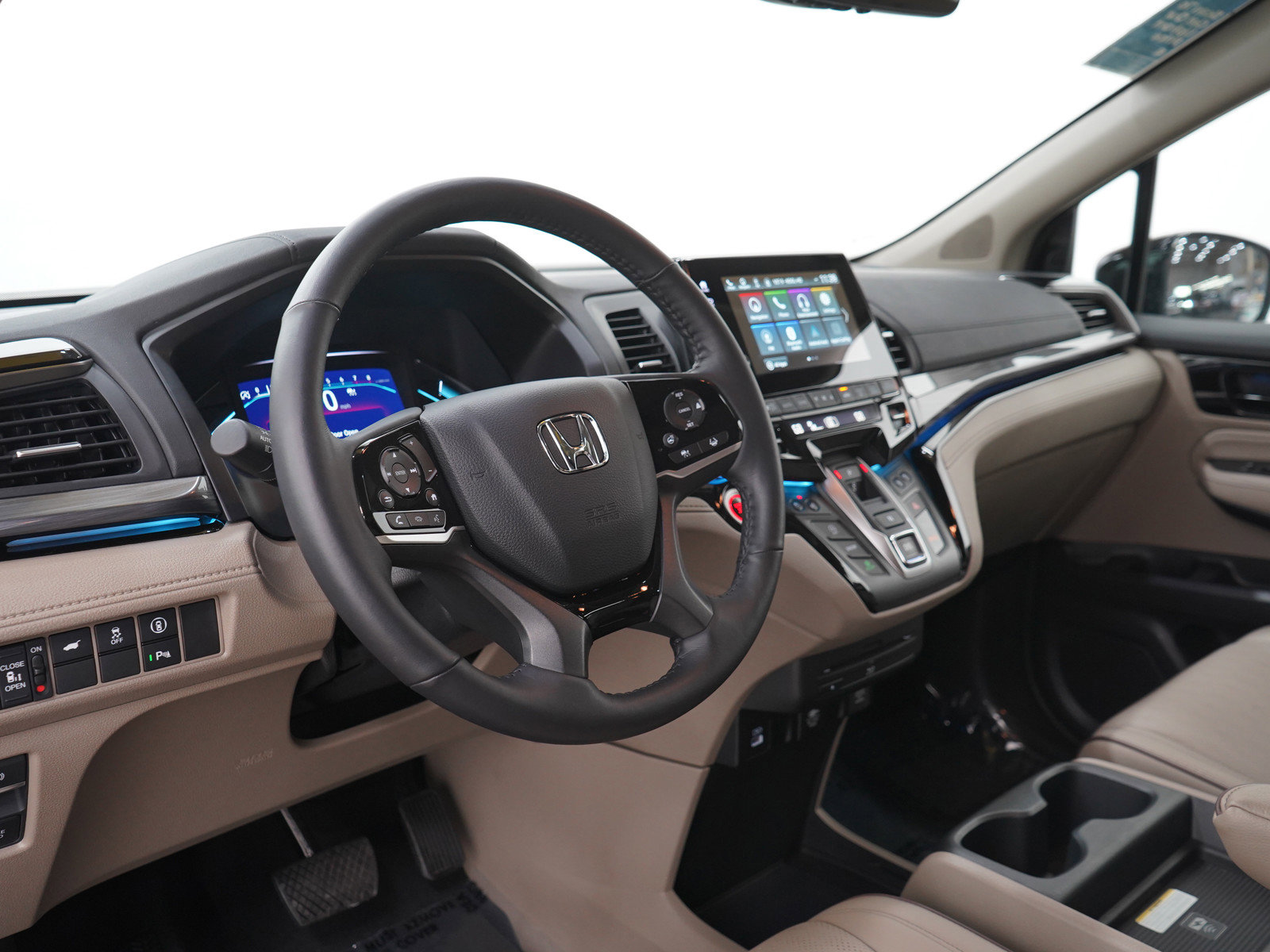Used 2023 Honda Odyssey Elite image 29