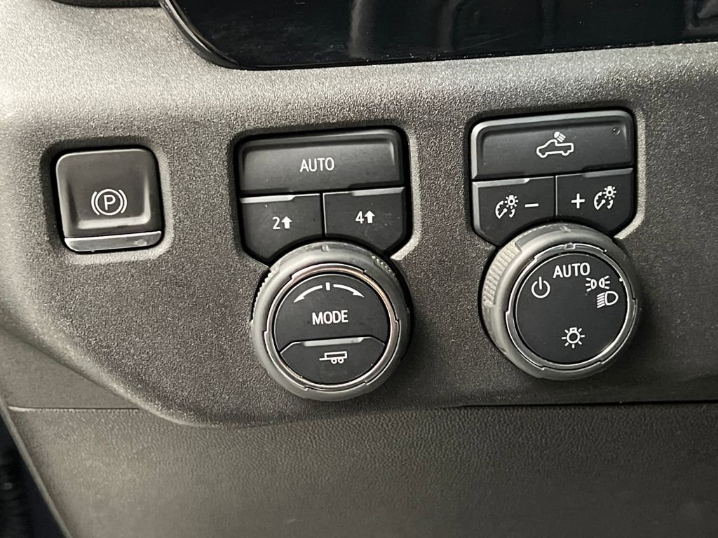 Used 2023 Chevrolet Silverado 1500 LT image 37
