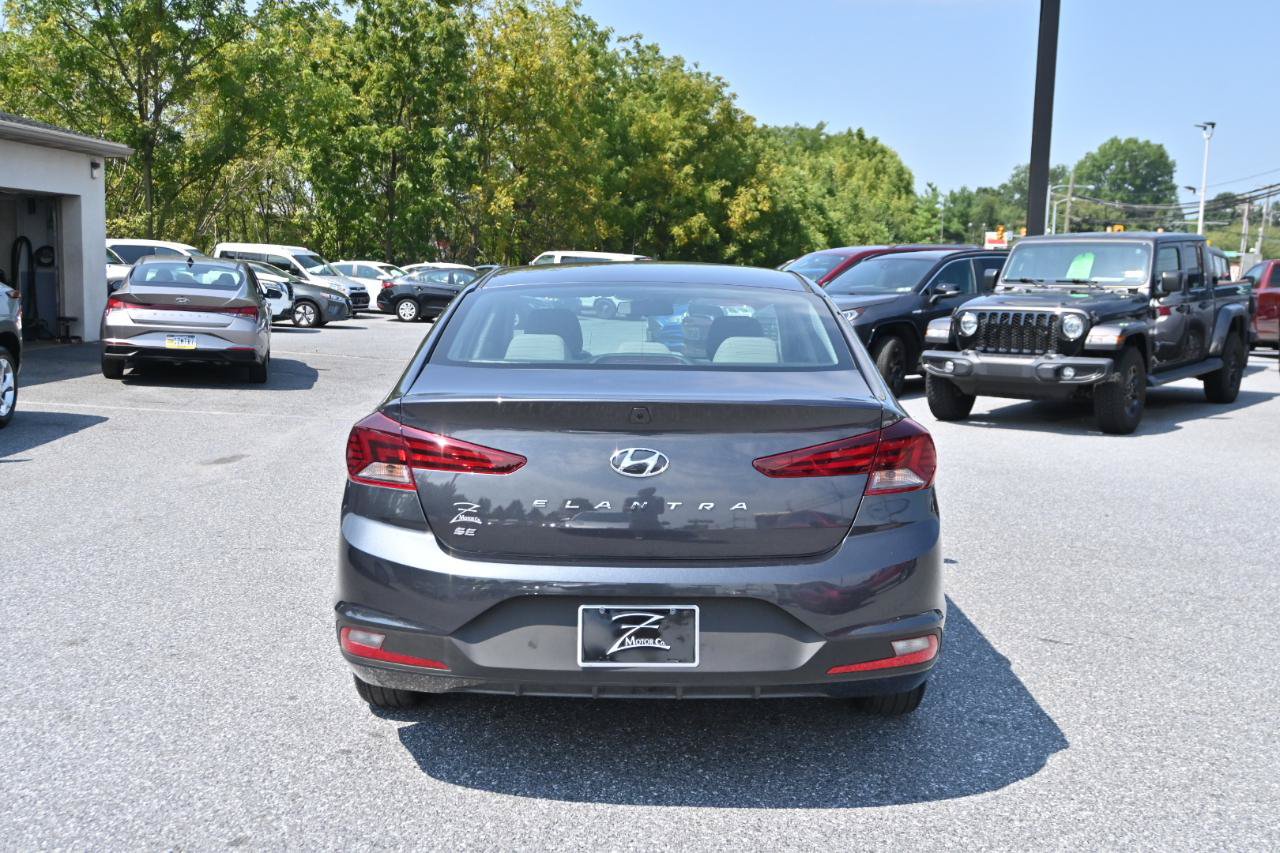 Used 2020 Hyundai Elantra SE FWD image 9