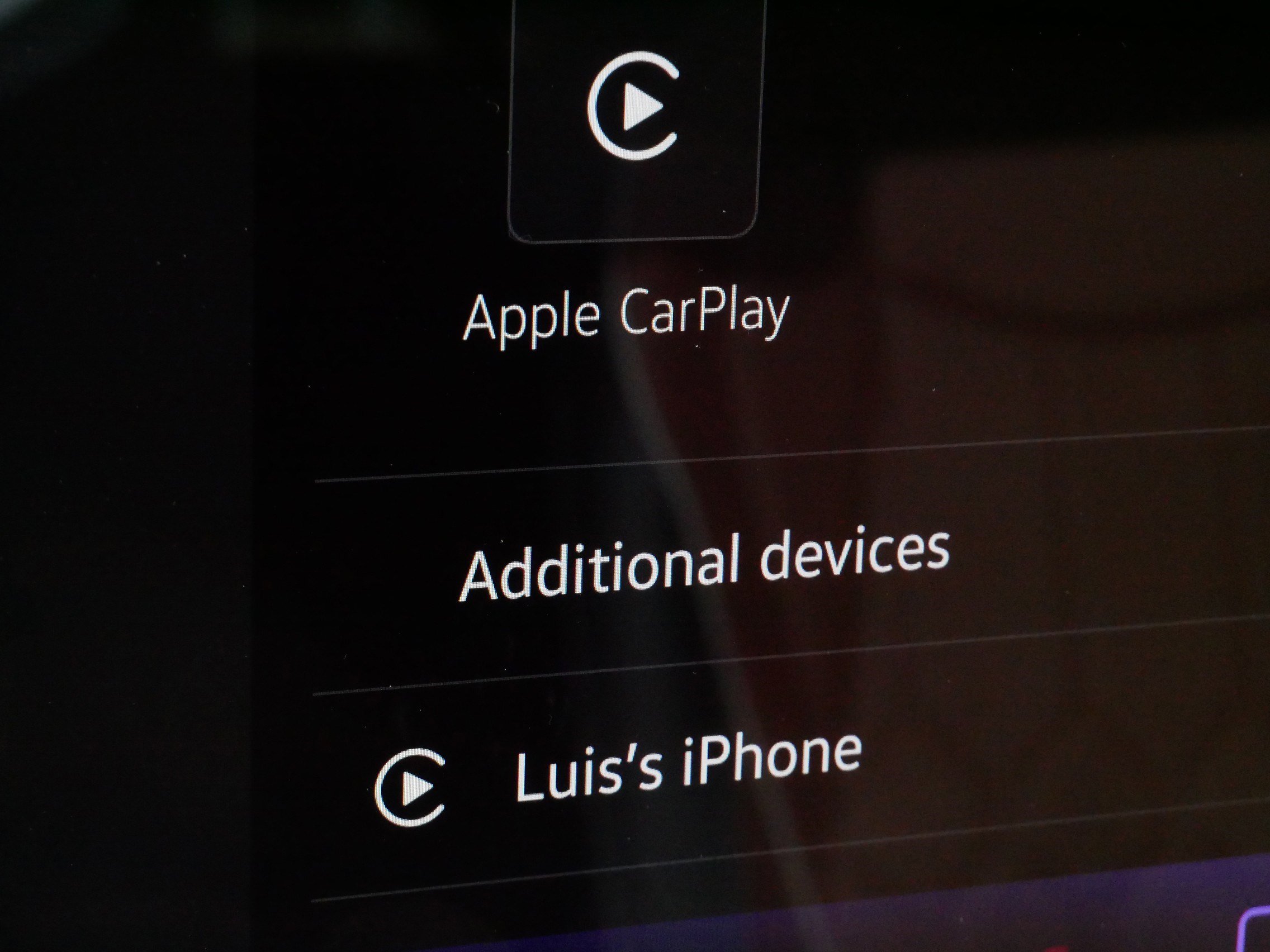 Certified 2025 Volkswagen Tiguan SEL R-Line image 25