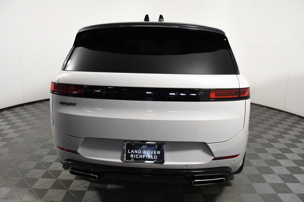 Used 2025 Land Rover Range Rover Sport Autobiography AWD/4WD image 5