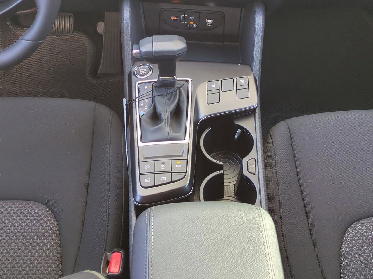 New 2026 Kia Sportage LX w/ LX Convenience Package FWD image 19