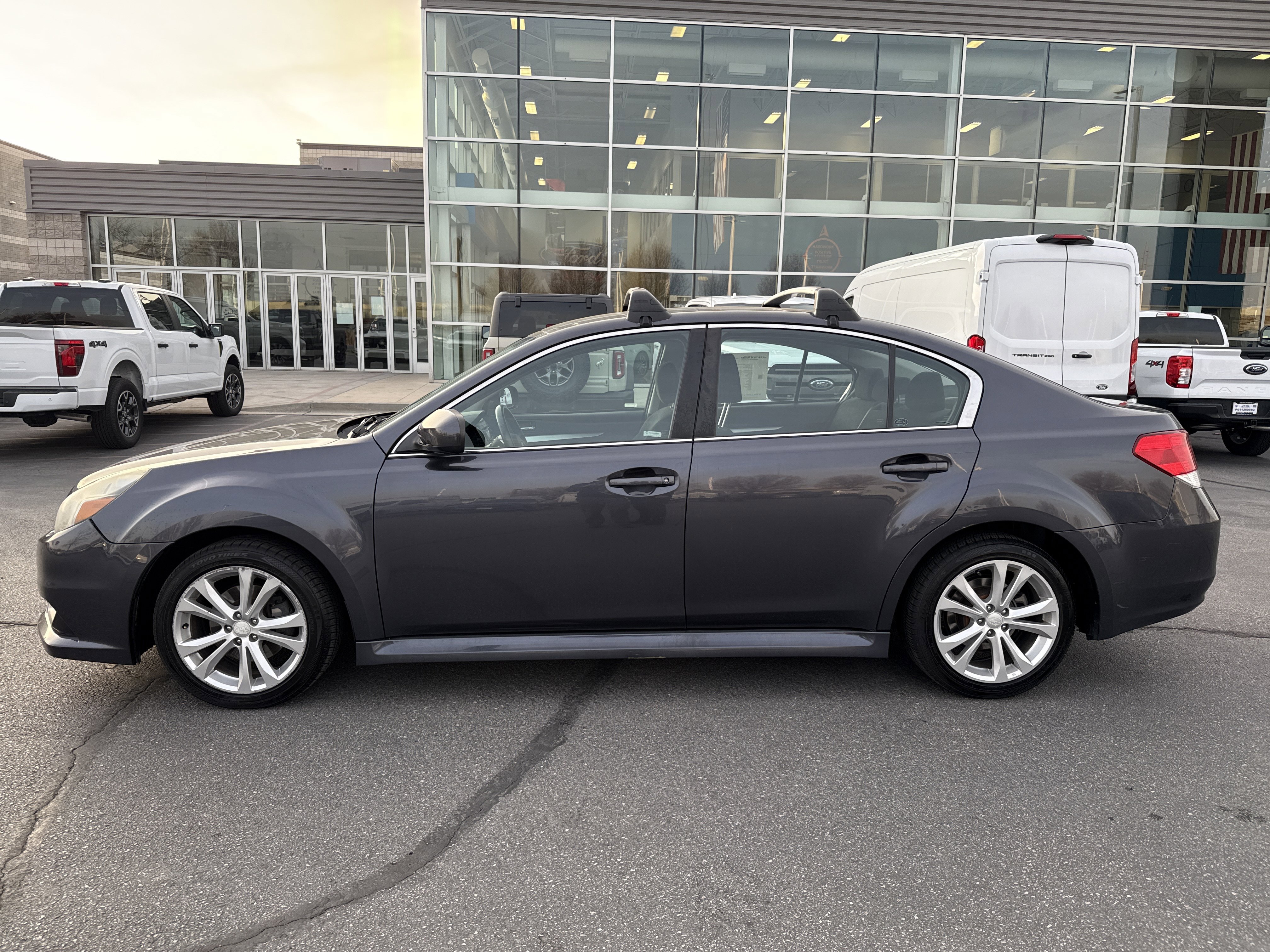 Used 2013 Subaru Legacy 2.5i Premium image 2