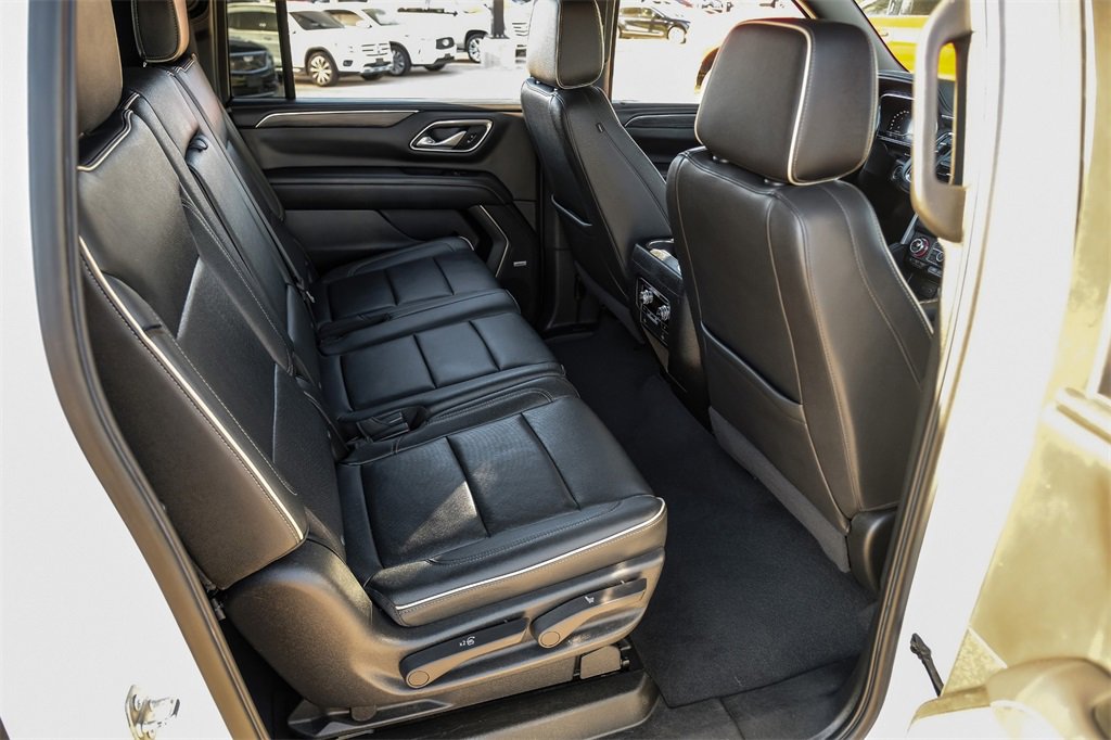 Used 2022 GMC Yukon XL SLT image 37