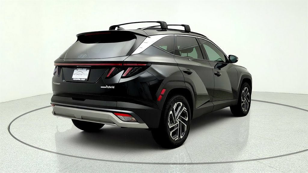 Used 2026 Hyundai Tucson Limited AWD/4WD image 5