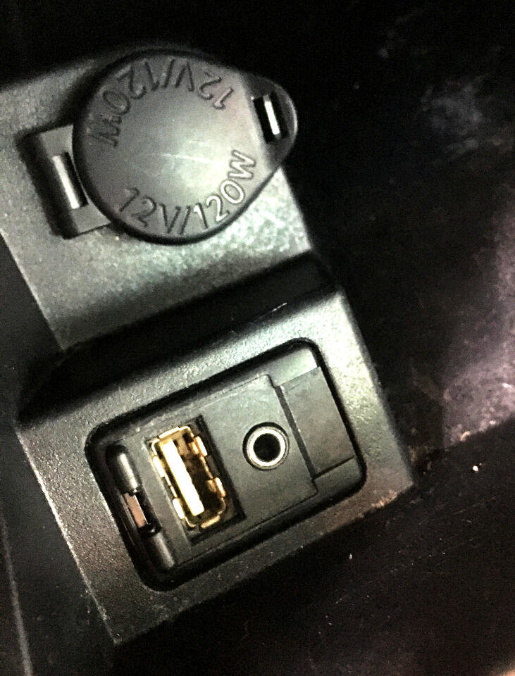 Used 2017 Toyota Camry SE image 27