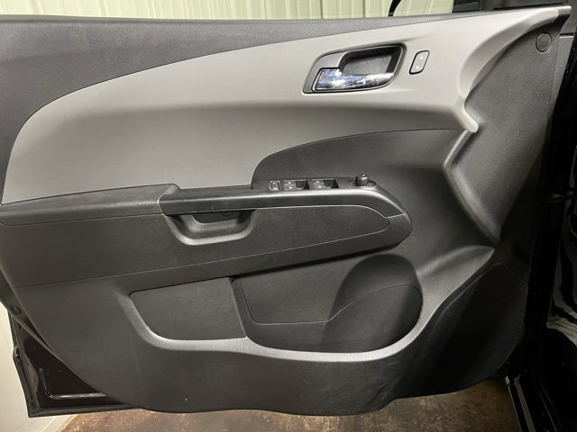 Used 2020 Chevrolet Sonic LT image 11