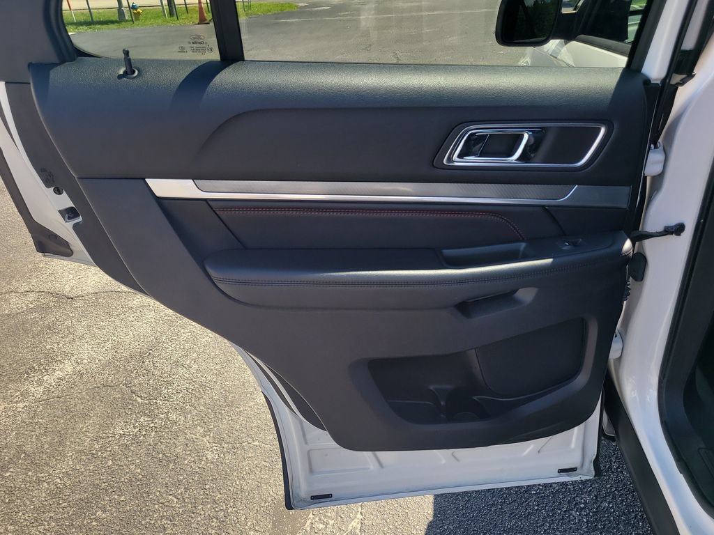 Certified 2019 Ford Explorer Sport AWD/4WD image 9