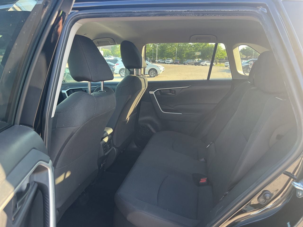 Used 2024 Toyota RAV4 LE AWD/4WD image 13