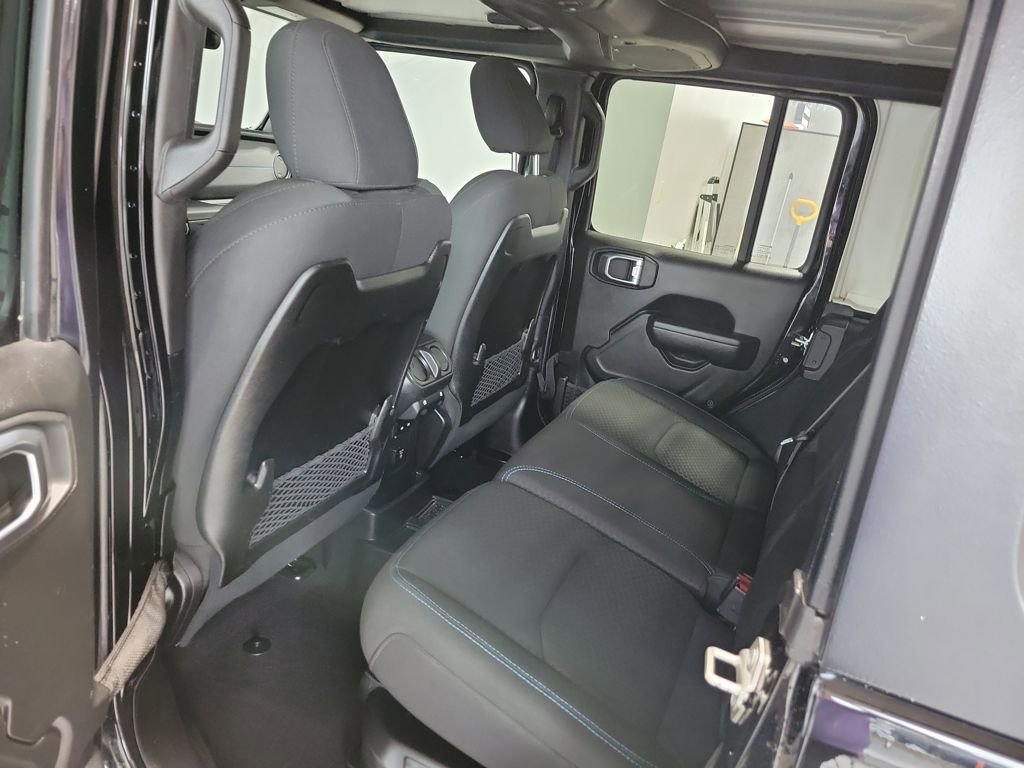 Used 2024 Jeep Wrangler Unlimited Rubicon 4xe image 37