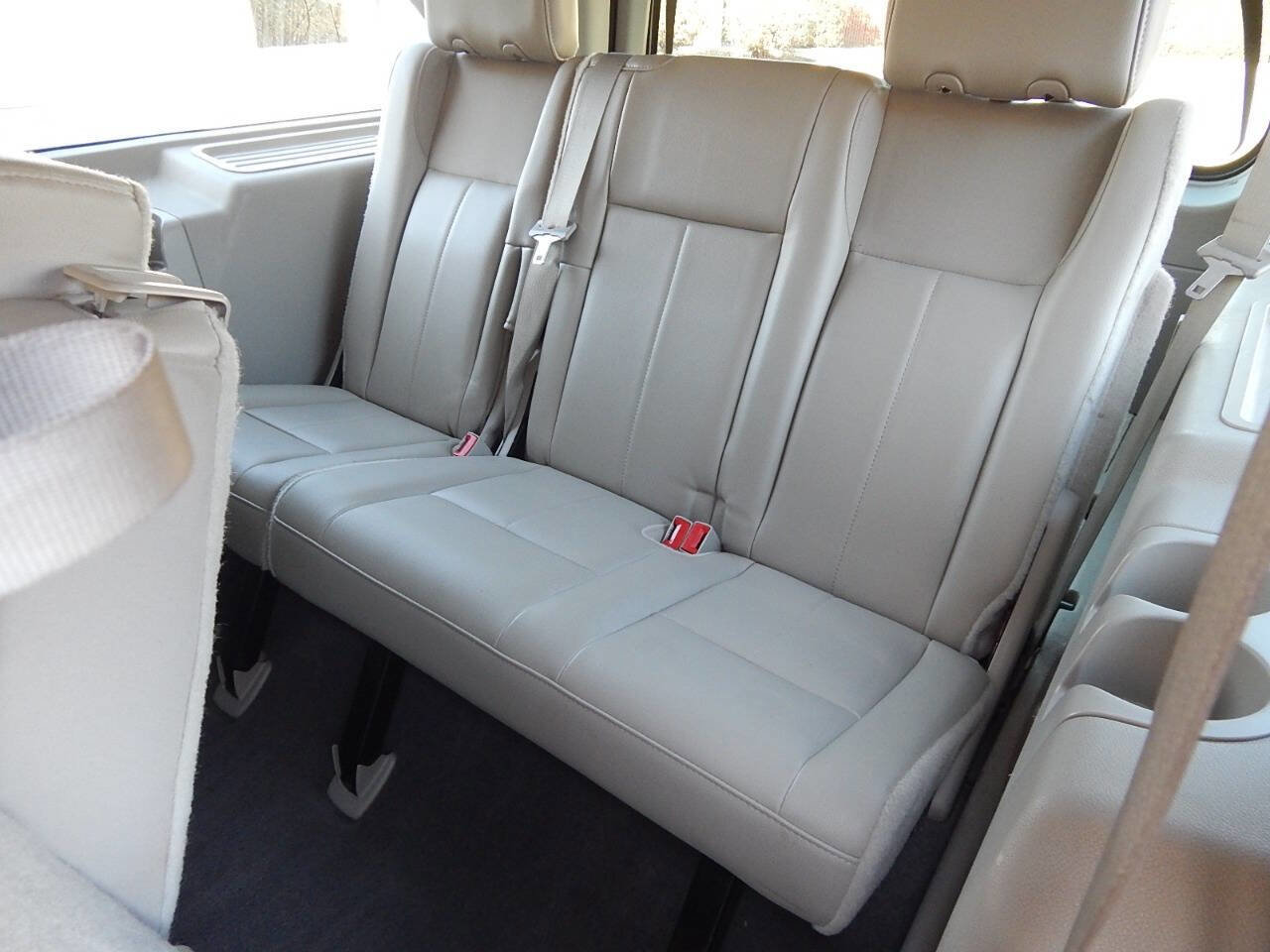 Used 2014 Ford Expedition EL XLT w/ Leather Seating Package image 24