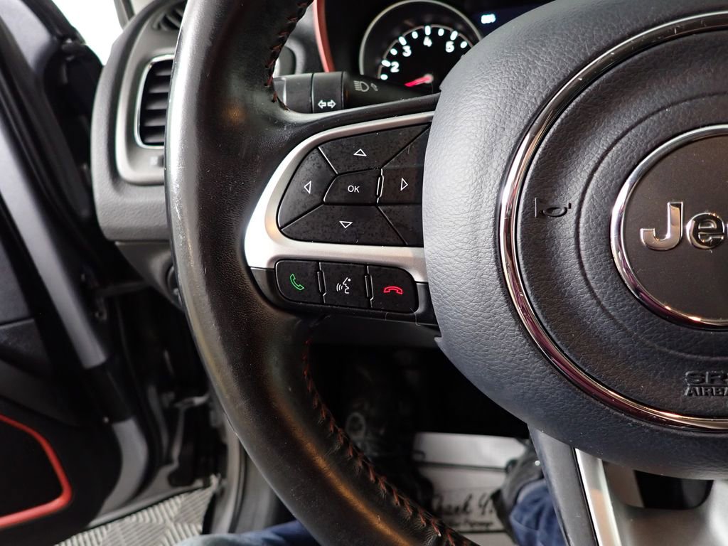 Used 2019 Jeep Compass Trailhawk image 24