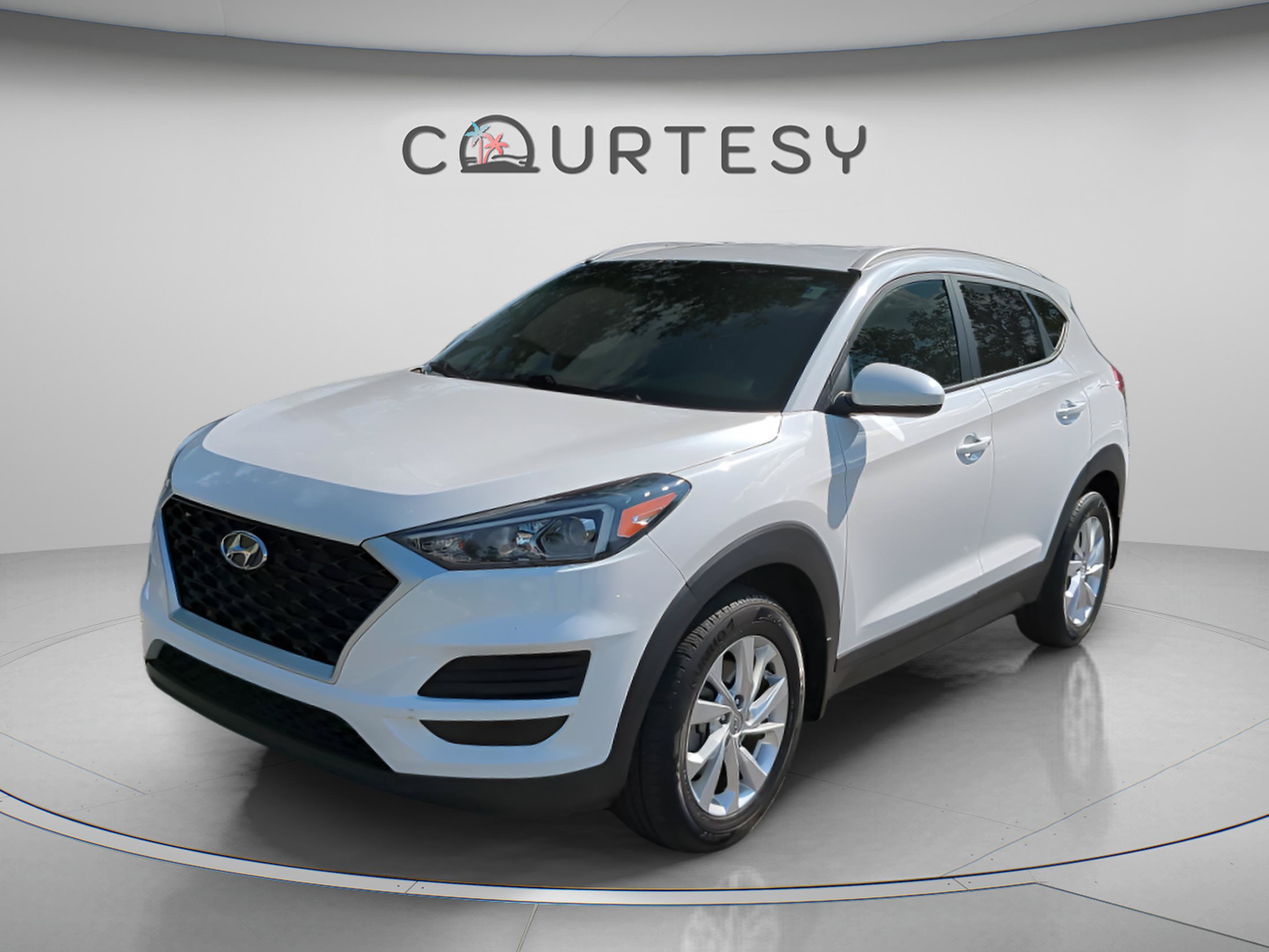Used 2020 Hyundai Tucson Value w/ Cargo Package FWD image 2