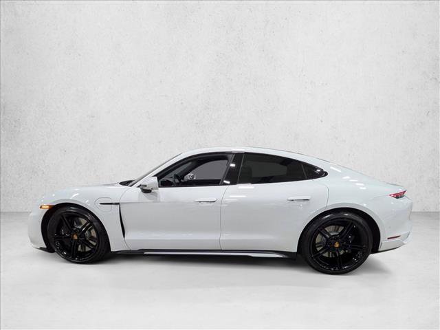 Used 2020 Porsche Taycan Turbo image 9