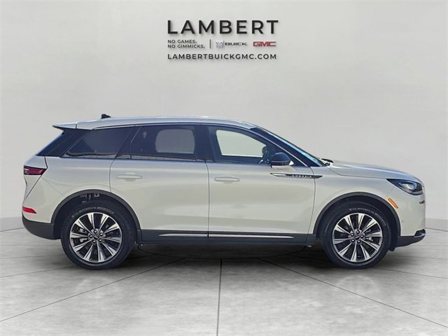 Used 2022 Lincoln Corsair Reserve w/ Equipment Group 201A image 6