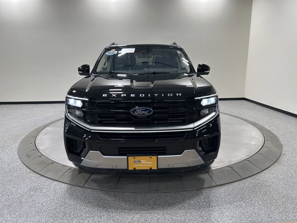 Certified 2025 Ford Expedition Platinum AWD/4WD image 6