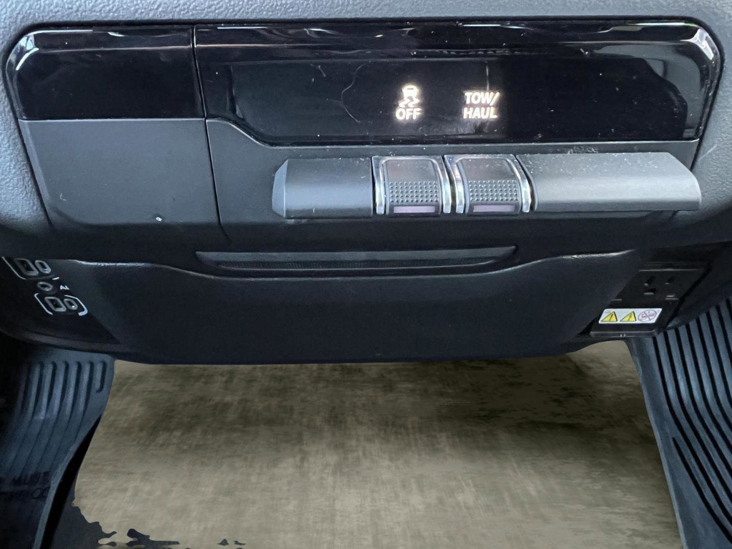 Used 2023 RAM 1500 Laramie image 29