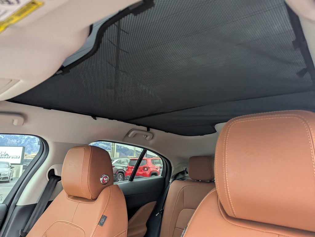 Used 2020 Jaguar I-PACE SE image 25