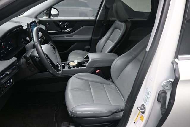 Used 2021 Lincoln Corsair Reserve w/ Equipment Group 201A FWD image 18