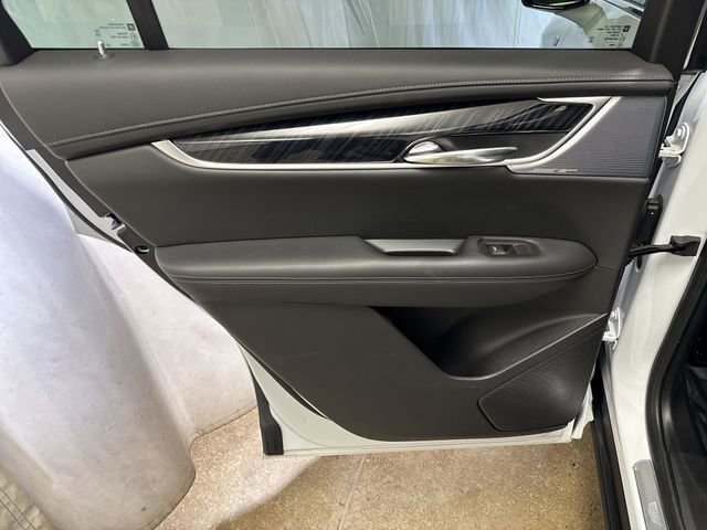 Used 2023 Cadillac XT6 Premium Luxury w/ LPO, Floor Liner Package FWD image 26
