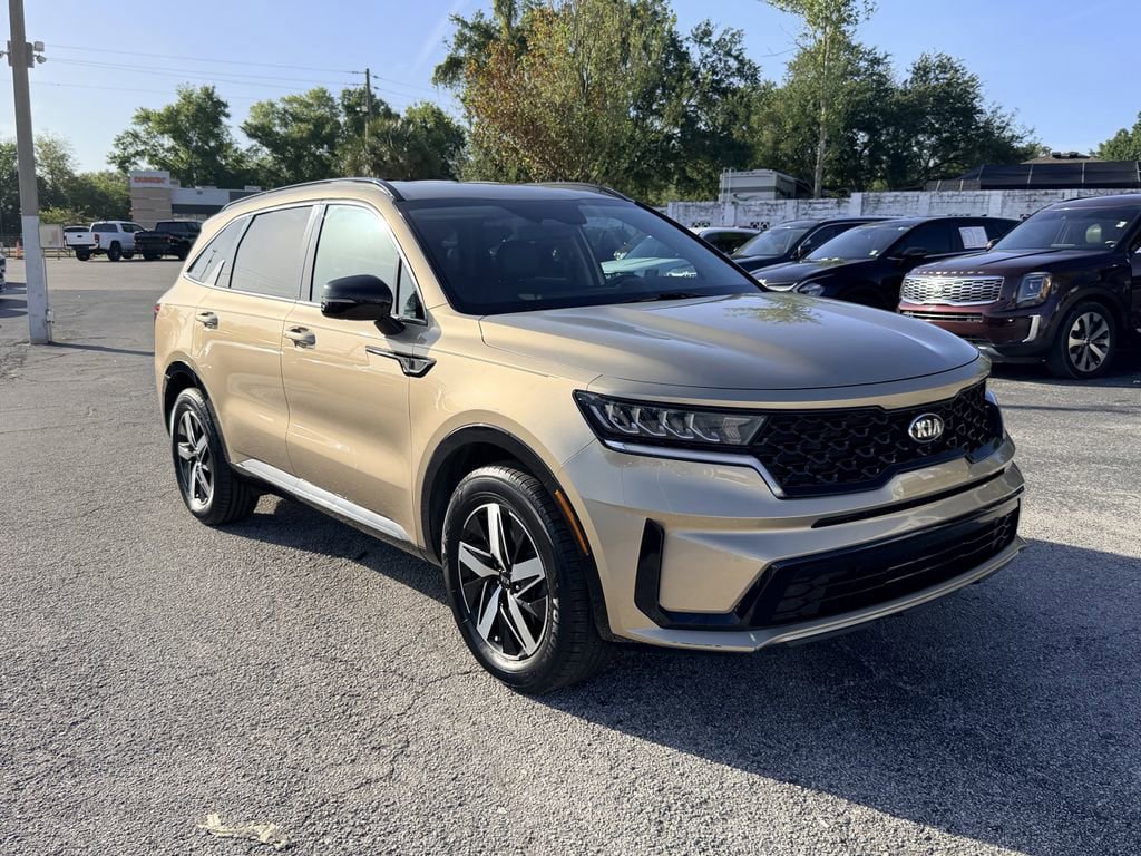 Used 2021 Kia Sorento S FWD image 2