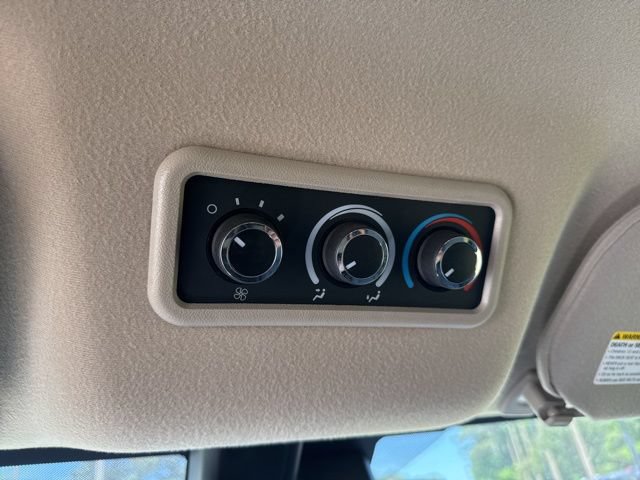 Used 2024 Chevrolet Express 3500 LT w/ LT Preferred Equipment Group RWD image 16