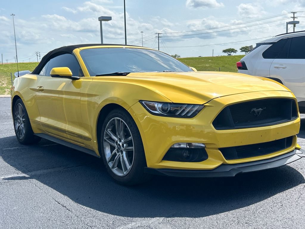 Used 2017 Ford Mustang Premium w/ Equipment Group 201A RWD image 10