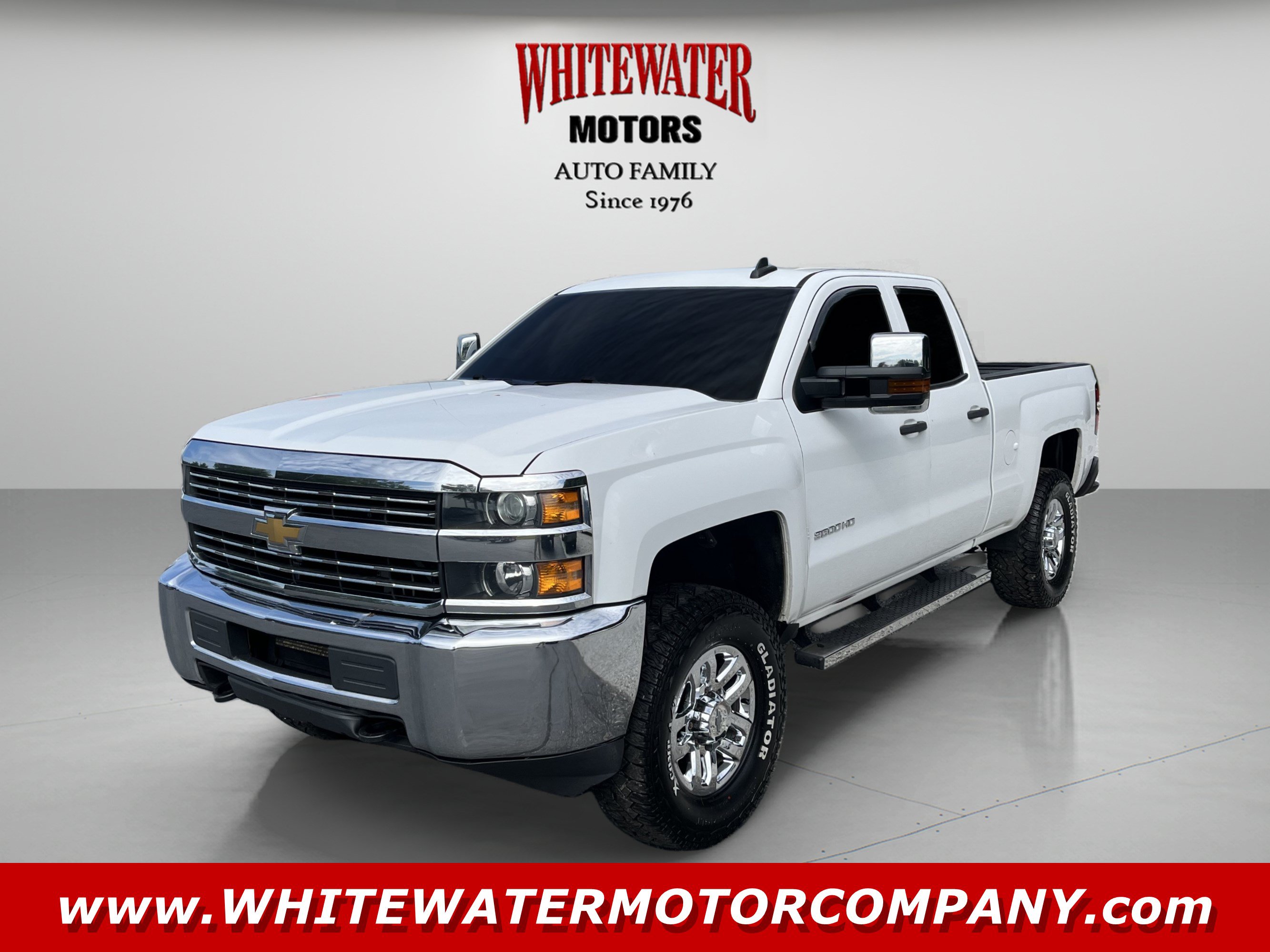 Used 2017 Chevrolet Silverado 2500 W/T w/ Snow Plow Prep Package AWD/4WD image 1