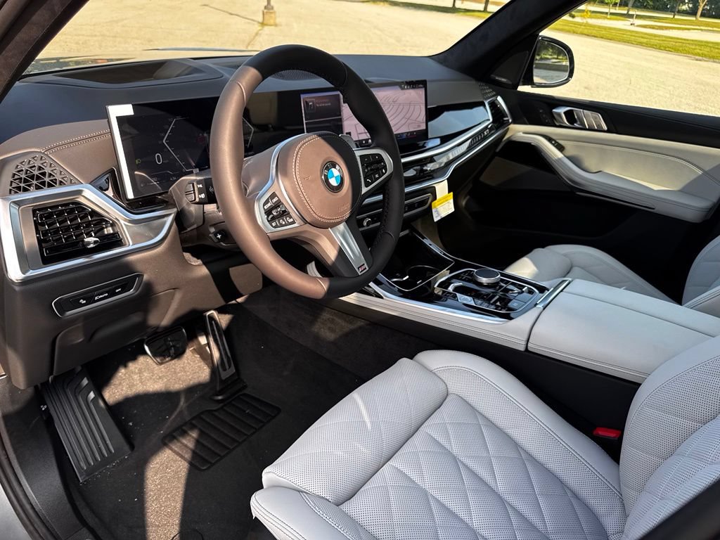 New 2027 BMW X7 xDrive40i w/ M Sport Package AWD/4WD image 10