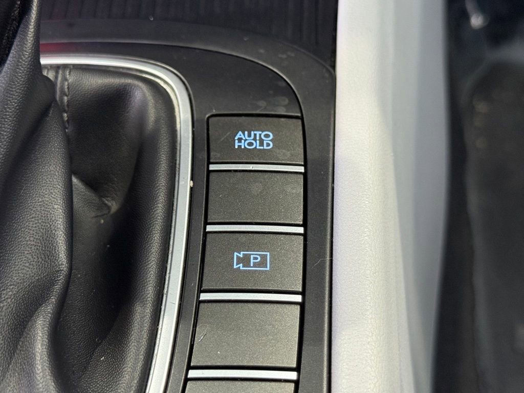 Used 2024 Hyundai Kona SEL image 33