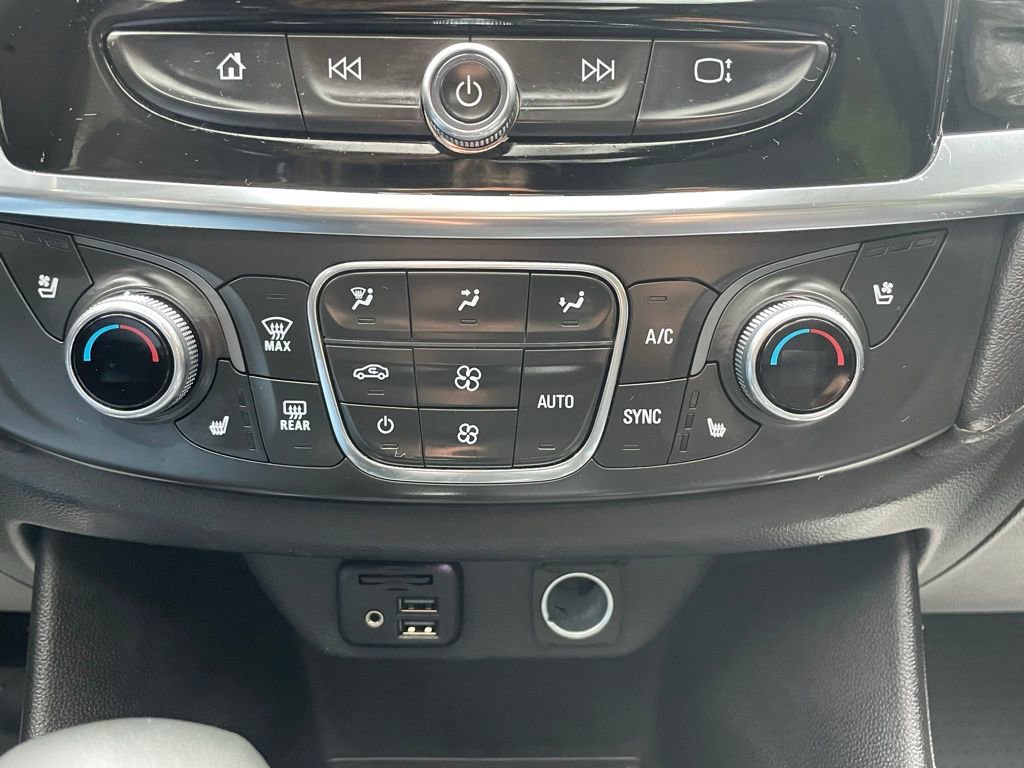 Used 2023 Chevrolet Traverse High Country w/ LPO, Floor Liner Package AWD/4WD image 45