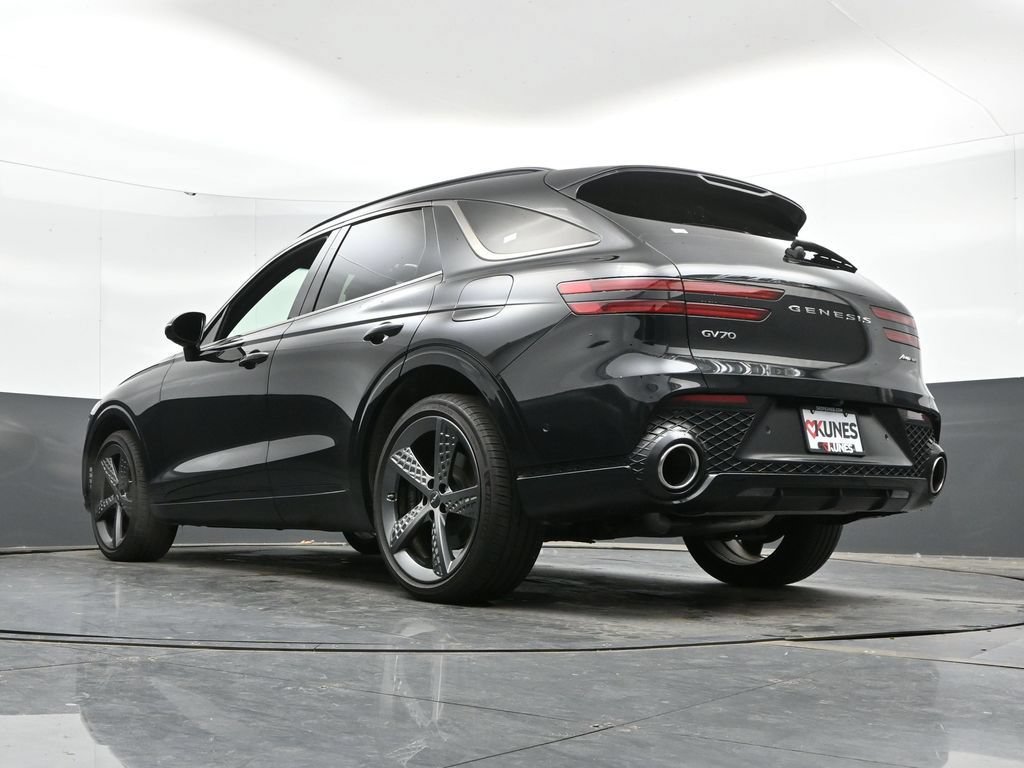 Used 2023 Genesis GV70 3.5T Sport w/ Sport Prestige Package AWD/4WD image 45