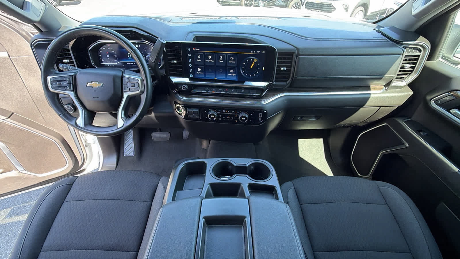 Used 2025 Chevrolet Silverado 1500 LT RWD image 26