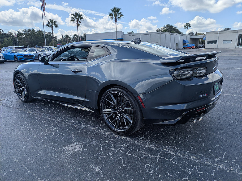 Used 2020 Chevrolet Camaro ZL1 RWD image 6