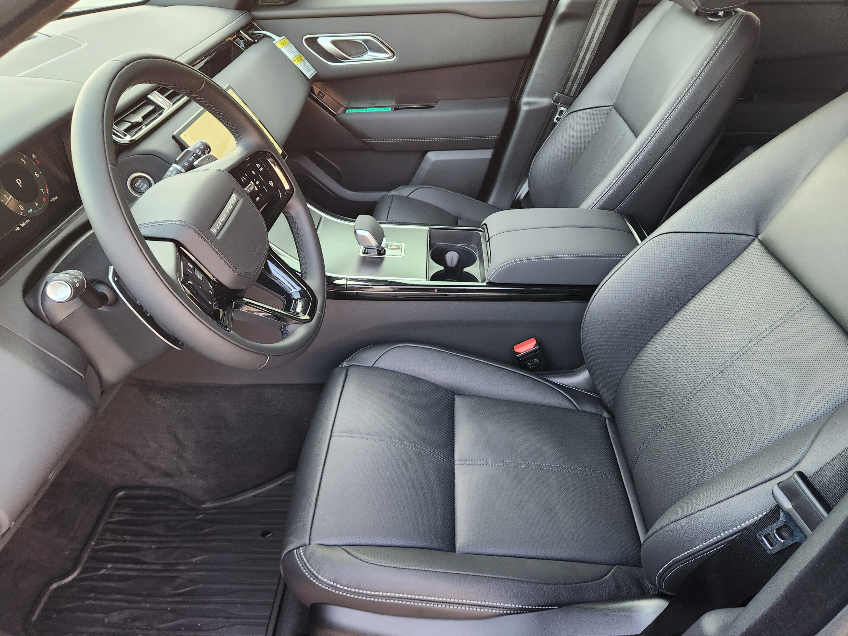 New 2026 Land Rover Range Rover Velar Belgravia AWD/4WD image 8