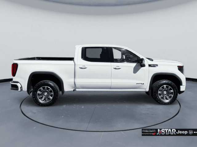 Used 2025 GMC Sierra 1500 AT4 AWD/4WD image 4