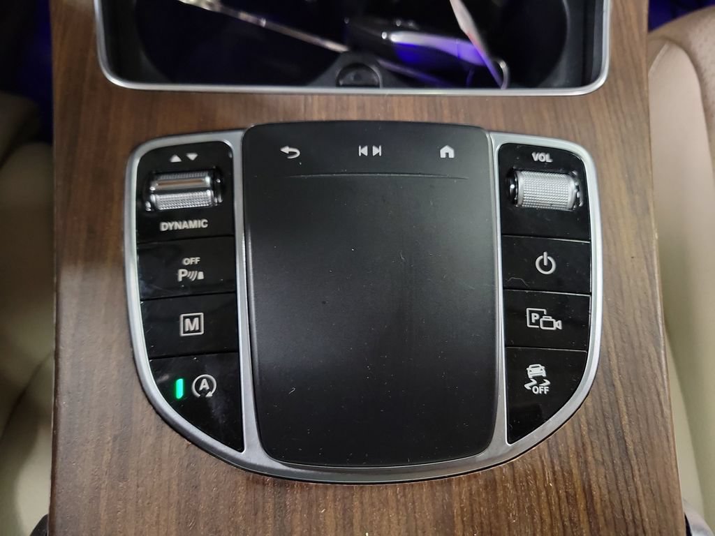 Used 2022 Mercedes-Benz GLC 300 4MATIC image 17