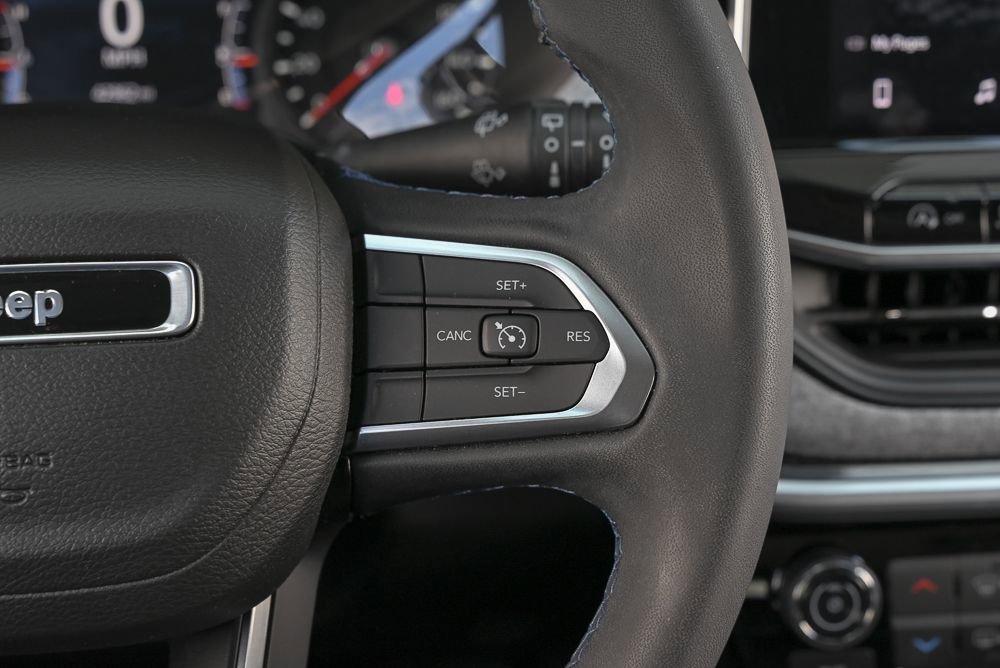 Used 2022 Jeep Compass Latitude image 18