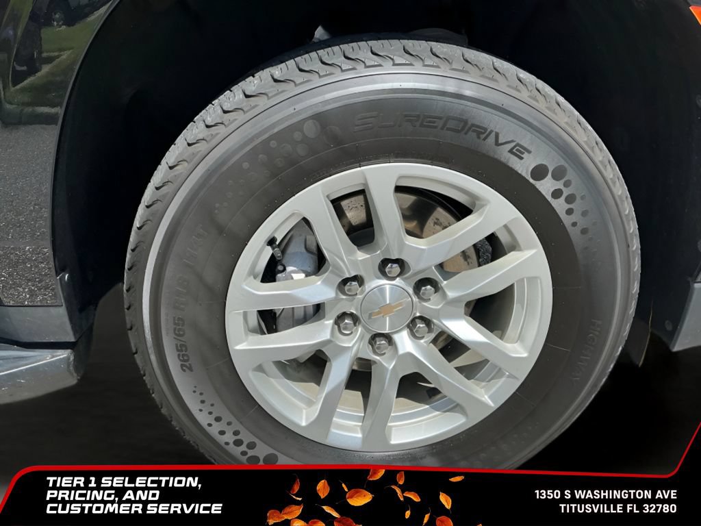 Used 2024 Chevrolet Suburban LT AWD/4WD image 38