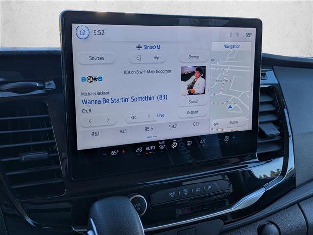 Used 2023 Ford Transit 350 XLT image 15