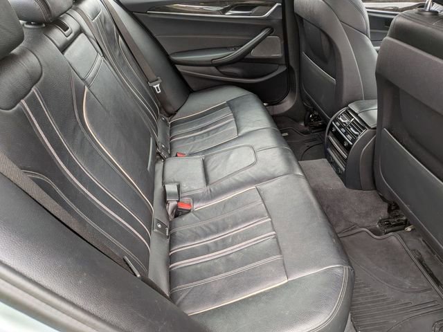 Used 2017 BMW 530i xDrive image 29